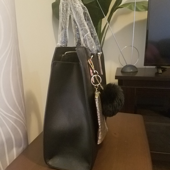 Call It Spring Handbag - Picture 2 of 4